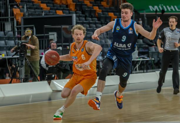 双方在对抗 双方在对抗