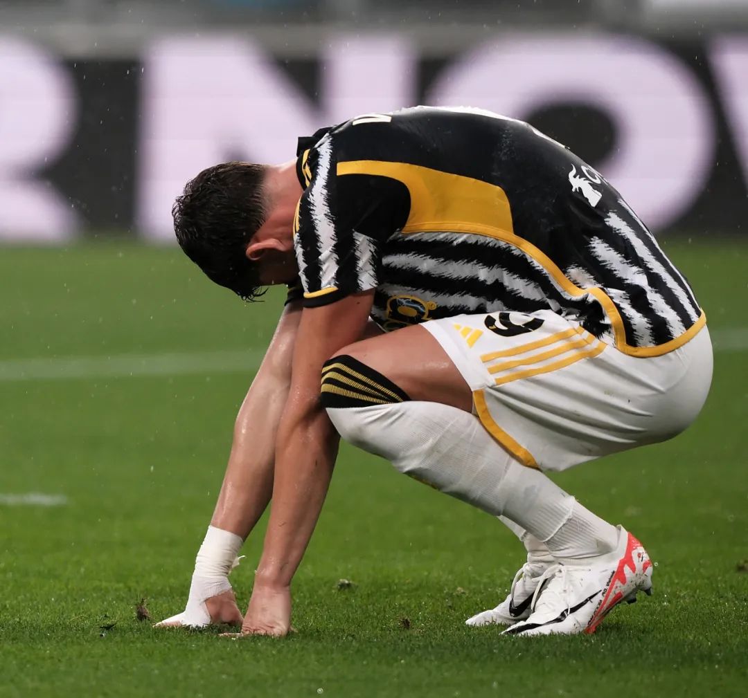 年轻球员往 年轻球员往